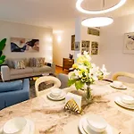 Prestige Centro By Icon7 Luxury Como