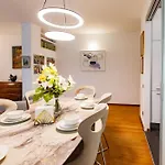 Apartment Prestige Centro By Icon7 Luxury Como