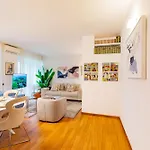 Apartment Prestige Centro By Icon7 Luxury Como