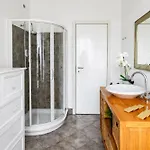 Prestige Centro By Icon7 Luxury Apartment