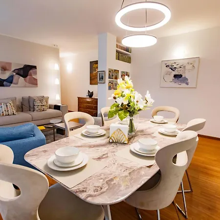Prestige Centro By Icon7 Luxury דירה קומו
