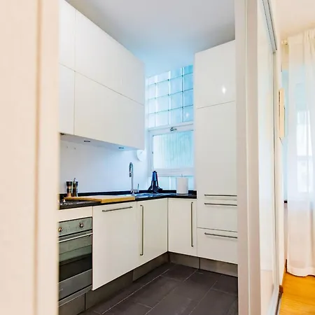 Prestige Centro By Icon7 Luxury * קומו